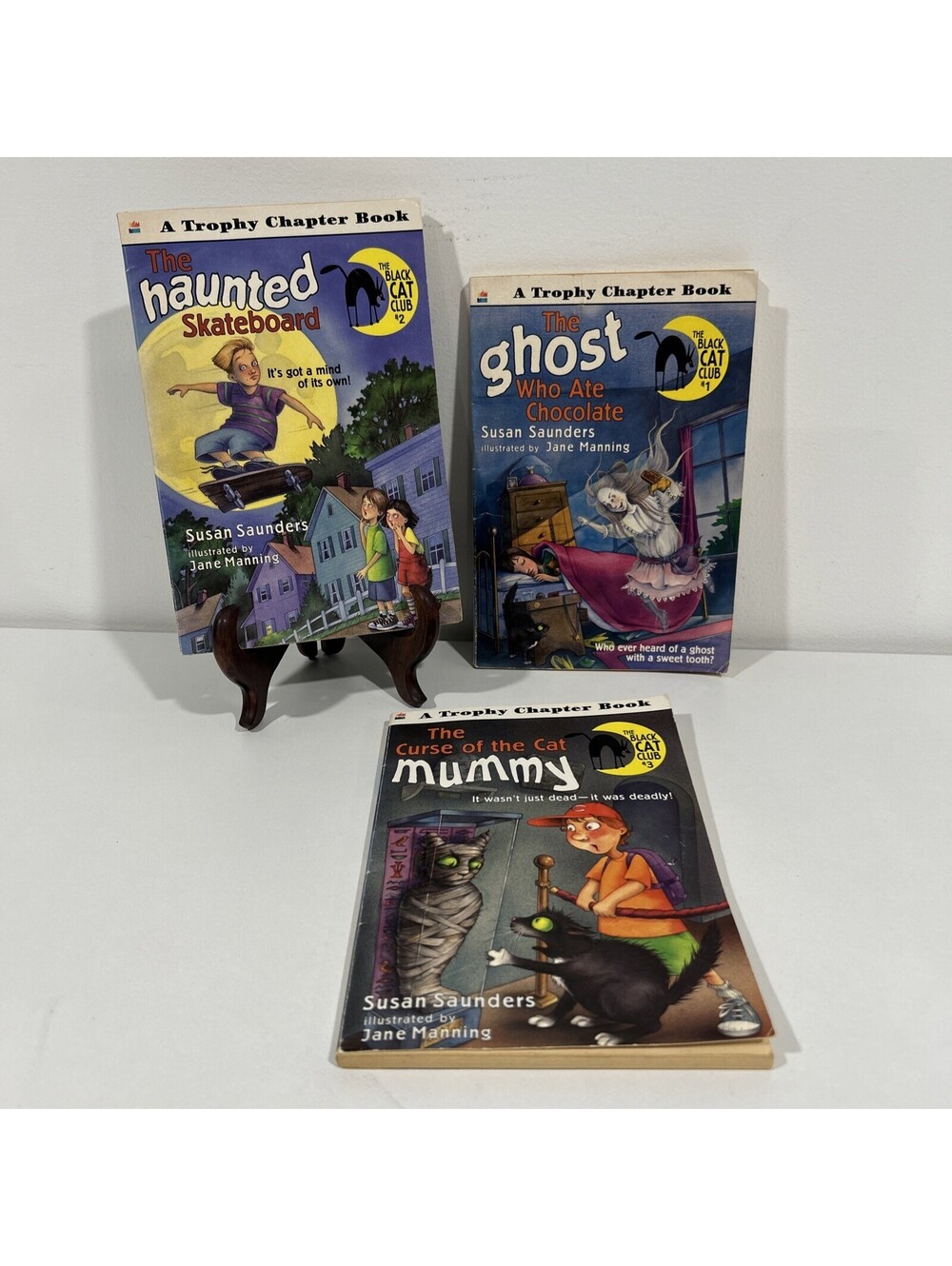 Vintage Black Cat Club Mystery Books Susan Saunders Jane Manning Paperback